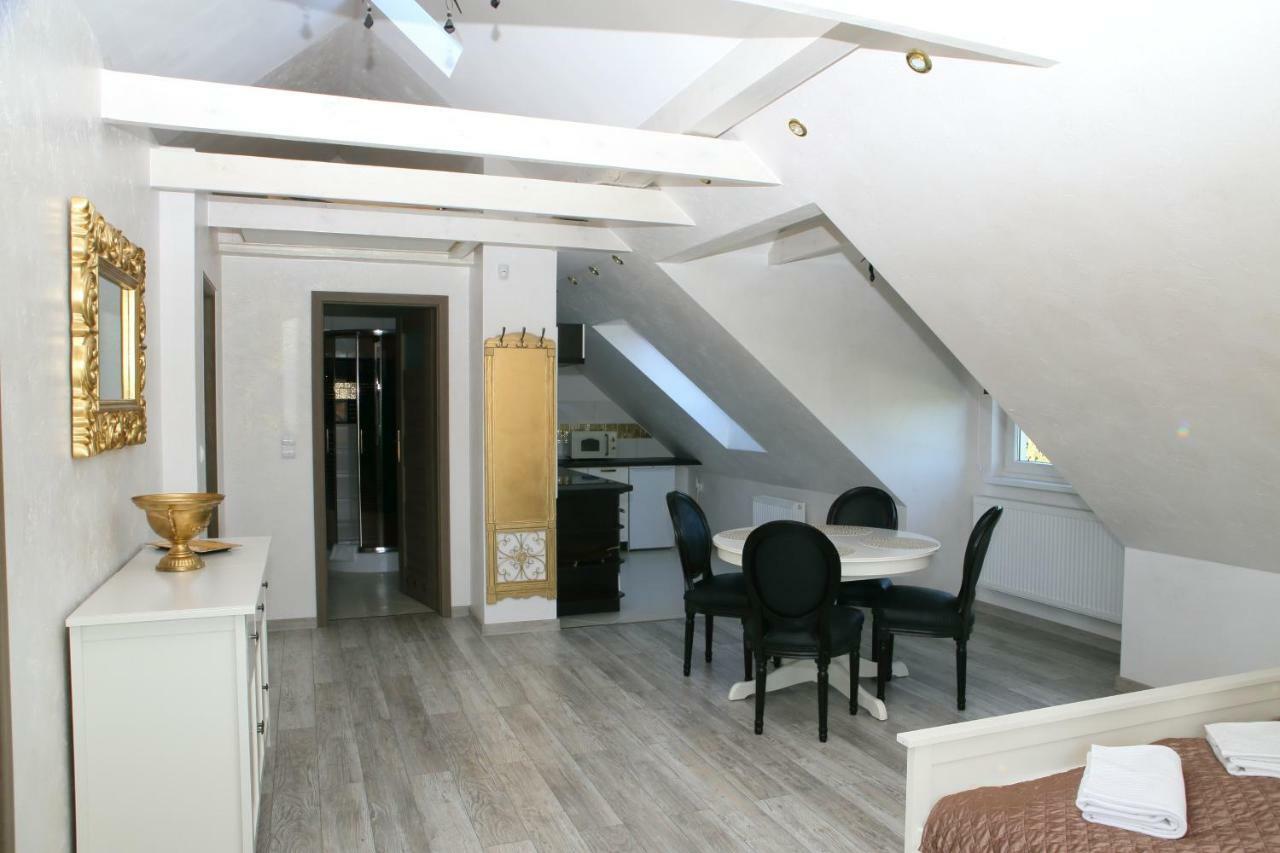 Gosciniec W Malborku Apartment Luaran gambar